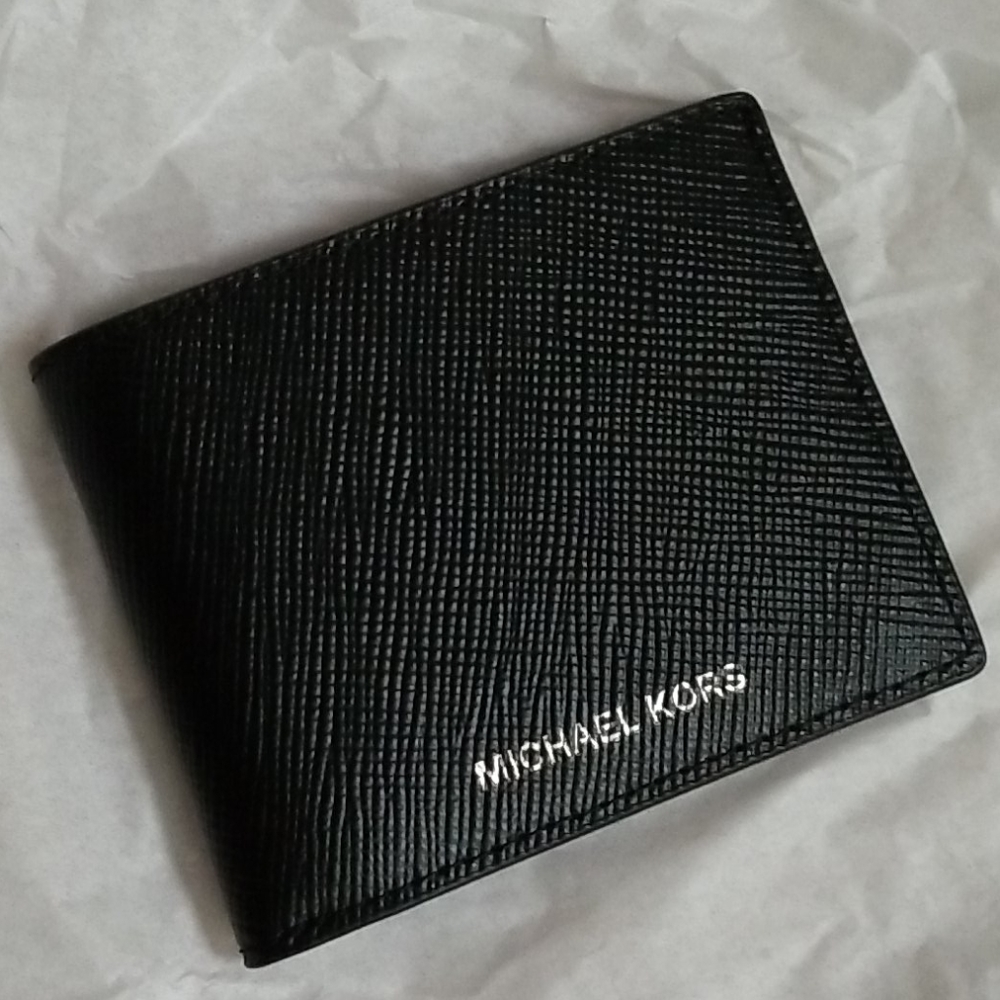 Michael Kors Leather Wallet